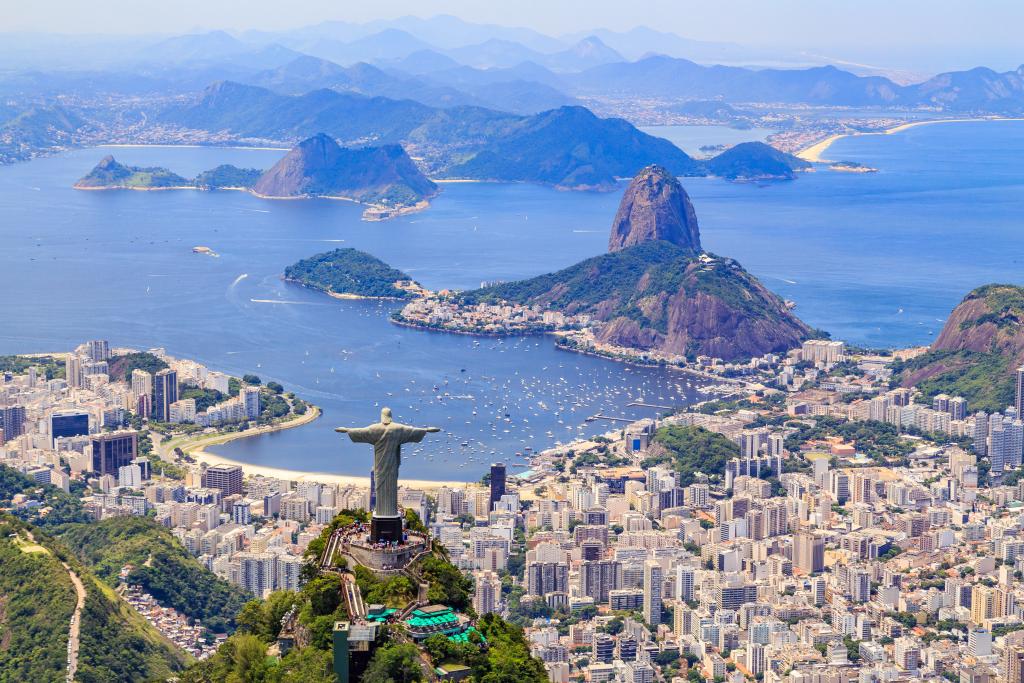 Number of foreign visitors to Brazil in 2012 only 5.7 million