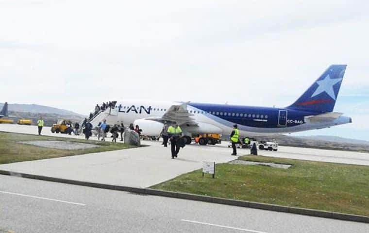 Falkland Islands and Brazil signed Agreement for commercial flight