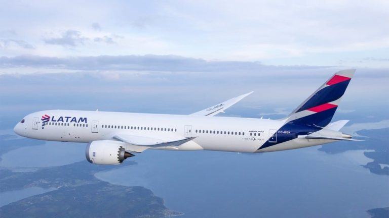 LATAM Airlines diminui 95% de todos os voos em Abril