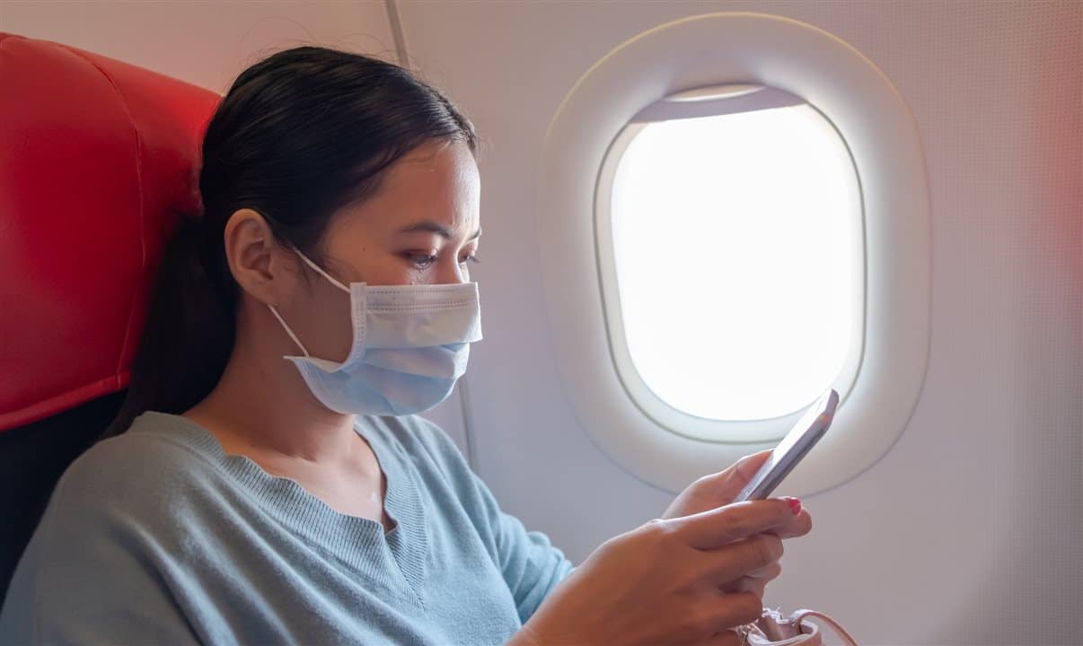 Iata asks passengers to wear masks while traveling